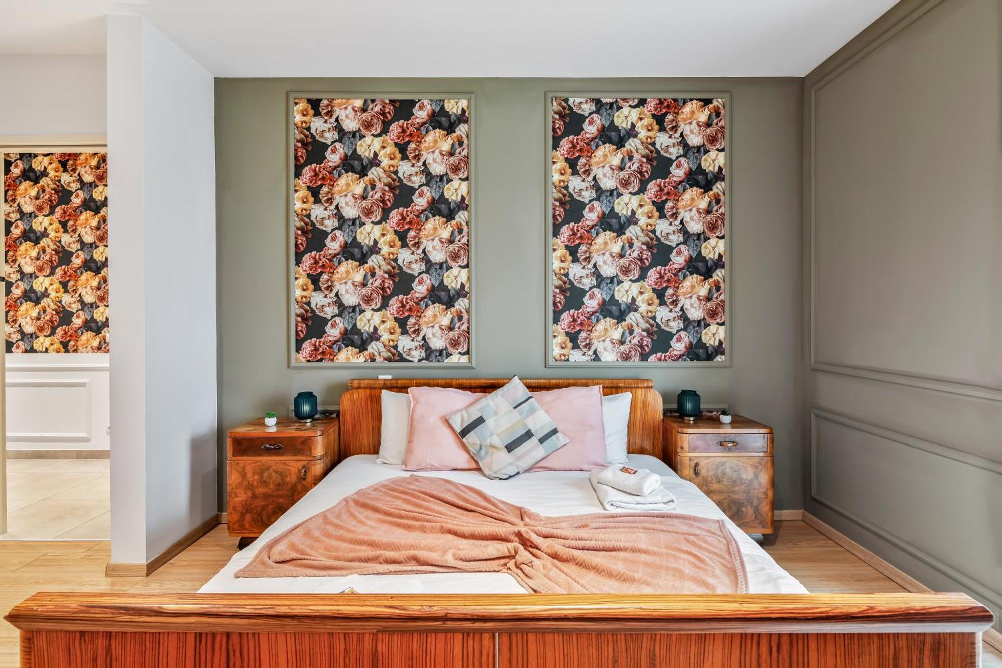 Stylish Flower Power Studio - Close To City Center & Public Transport - Ac & Wifi Вена Экстерьер фото